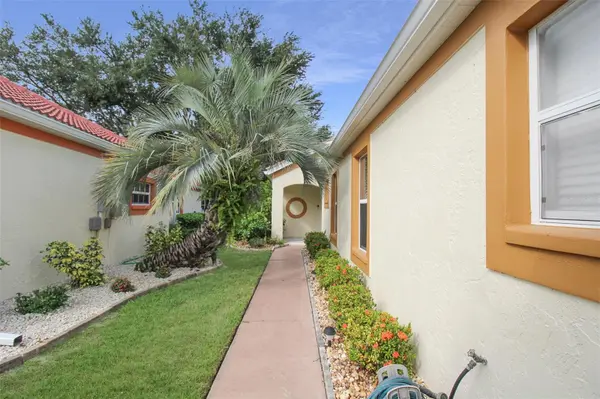1304 CAPRI ISLES BLVD #31, Venice, FL 34292