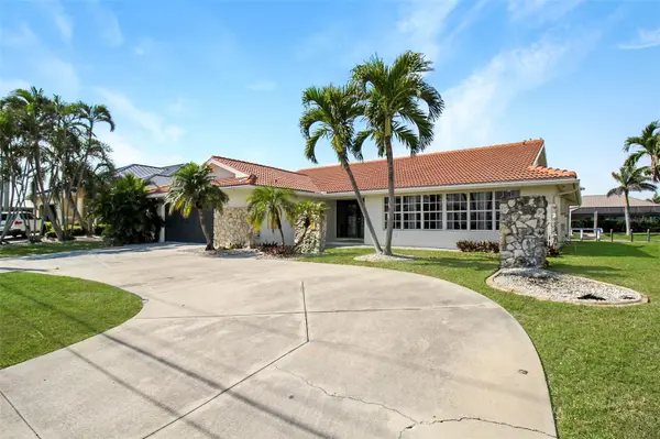 945 BAL HARBOR BLVD, Punta Gorda, FL 33950
