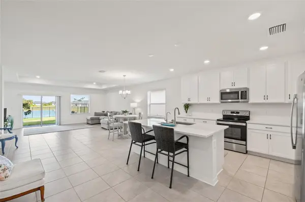 9725 LAST LIGHT GLN, Parrish, FL 34219