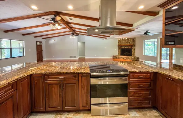 3502 SUNBEAM DR, Sarasota, FL 34240