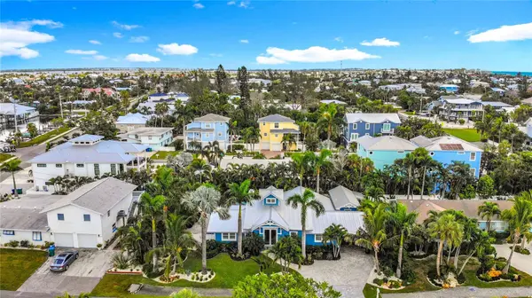 403 75TH ST, Holmes Beach, FL 34217