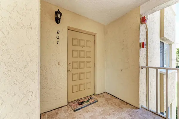 4825 GULF OF MEXICO DR #201, Longboat Key, FL 34228
