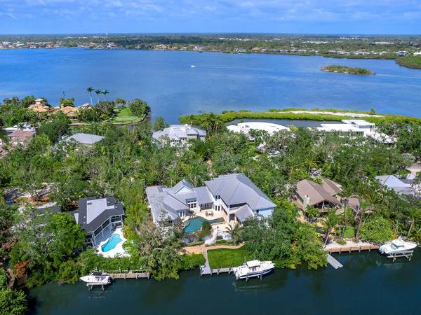 5132 JUNGLE PLUM RD, Sarasota, FL 34242
