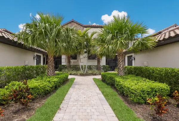 5557 PALMER CIR #202, Bradenton, FL 34211