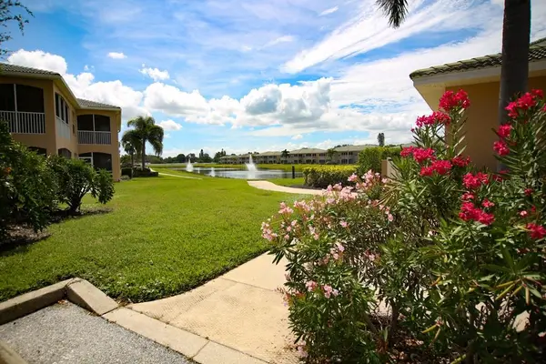 6448 7TH AVENUE CIR W, Bradenton, FL 34209