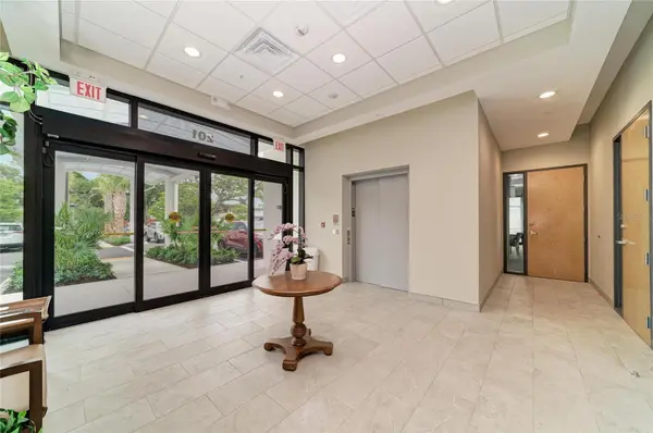 201 5TH AVENUE DR E, Bradenton, FL 34208