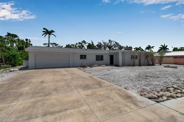 130 N ADAMS DR, Sarasota, FL 34236