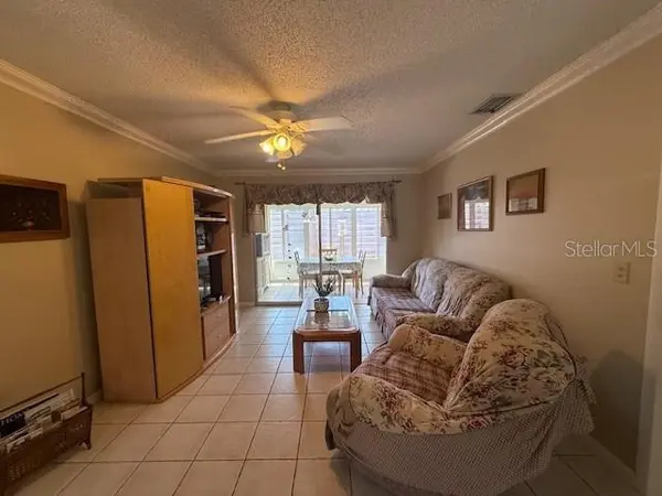 2664 WOODGATE LN #D2, Sarasota, FL 34231