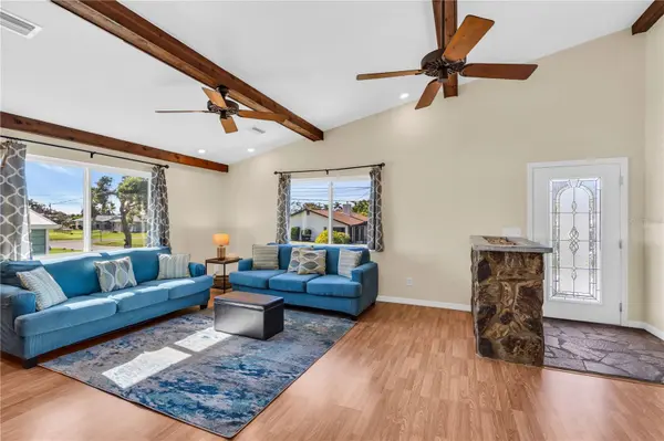 521 PAMETO RD, Nokomis, FL 34275