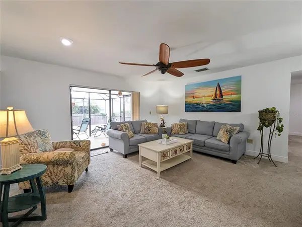 912 72ND ST NW, Bradenton, FL 34209