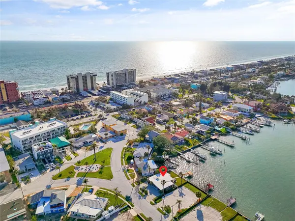 15305 HARBOR DR, Madeira Beach, FL 33708