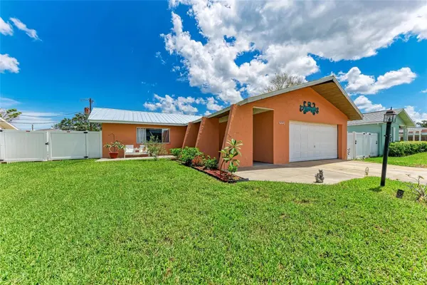 2406 15TH ST W, Palmetto, FL 34221