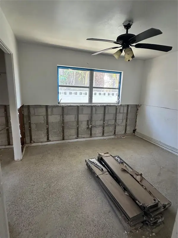13434 1ST ST E, Madeira Beach, FL 33708