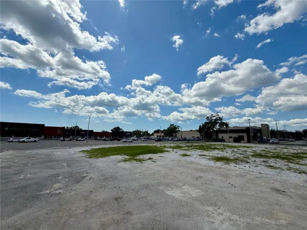 6812 14TH ST W, Bradenton, FL 34207