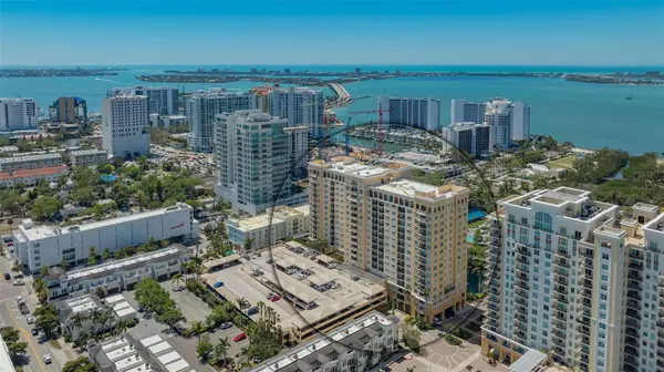 750 N TAMIAMI TRL #304, Sarasota, FL 34236