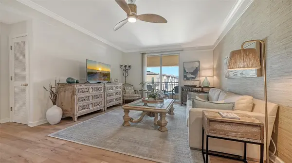 750 N TAMIAMI TRL #304, Sarasota, FL 34236