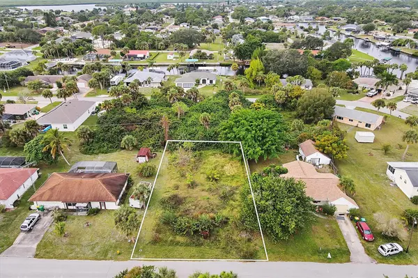 4477 HARRINGTON ST, Port Charlotte, FL 33948