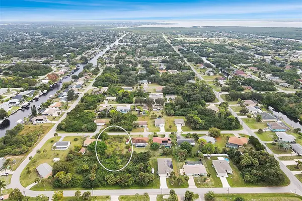 4477 HARRINGTON ST, Port Charlotte, FL 33948
