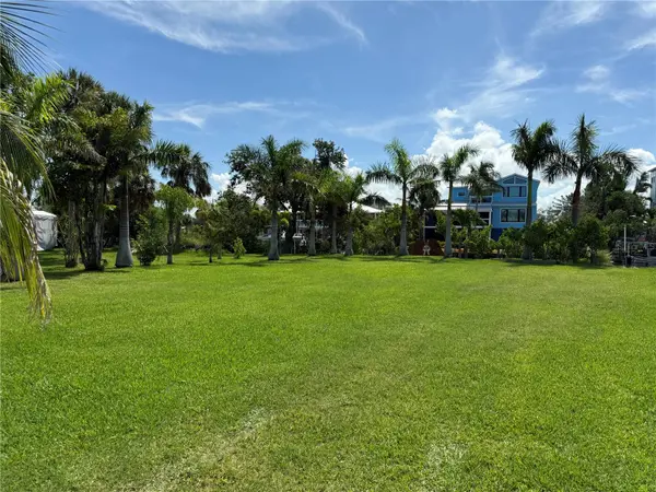 124 BURNS RD, Terra Ceia, FL 34250