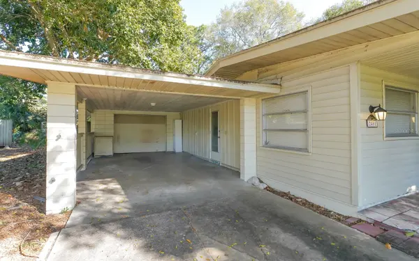 2461 RINGLING BLVD, Sarasota, FL 34237