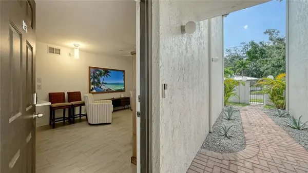 631 N ORANGE AVE #107, Sarasota, FL 34236