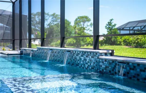 8065 NEVIS RUN, Bradenton, FL 34202
