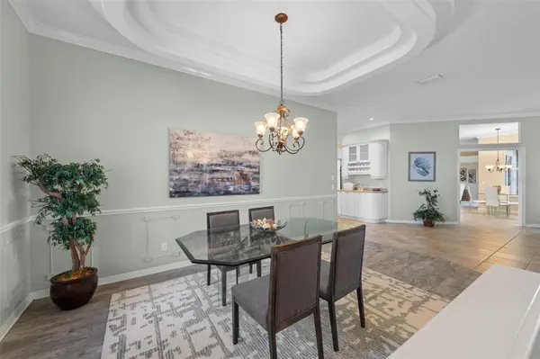 8809 HAVENRIDGE DR, Sarasota, FL 34238