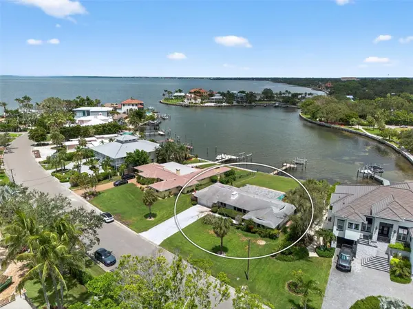 377 S SHORE DR, Sarasota, FL 34234