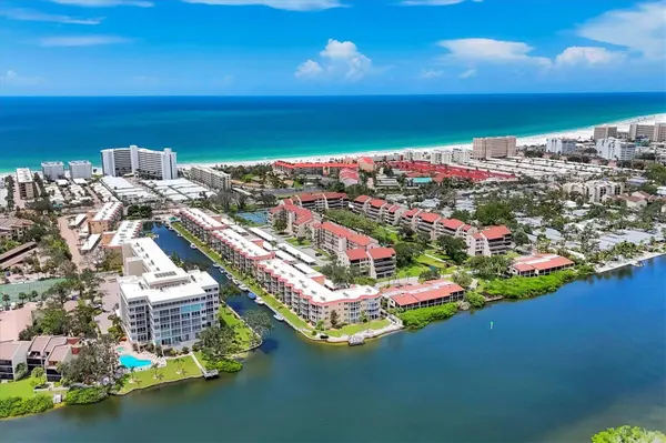 1350 N PORTOFINO DR #107, Sarasota, FL 34242