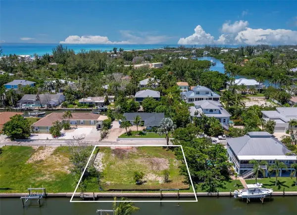 570 DE NARVAEZ DR, Longboat Key, FL 34228