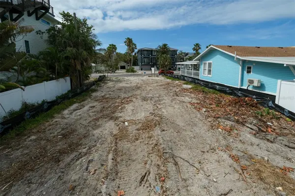 106 S 11TH, Bradenton Beach, FL 34217