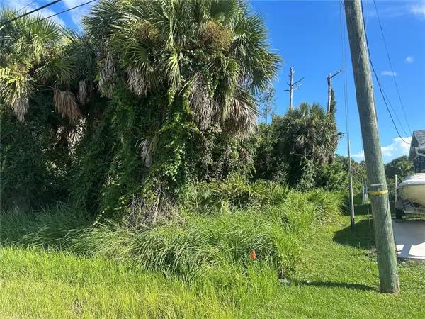9041 FRUITLAND AVE, Englewood, FL 34224