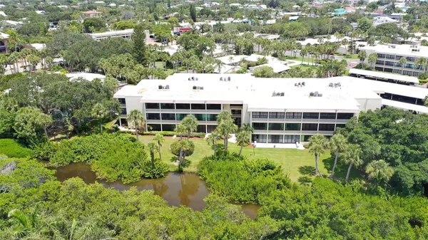 225 HOURGLASS WAY #103, Sarasota, FL 34242