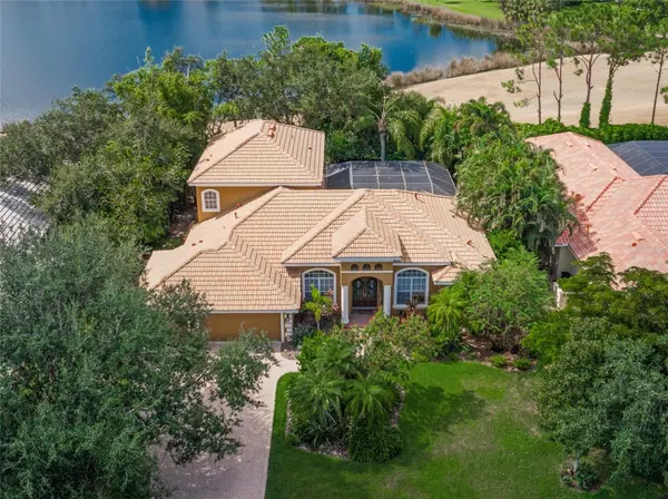 3711 EAGLE HAMMOCK DR, Sarasota, FL 34240