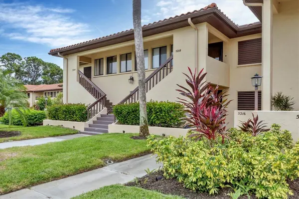 5216 LAKE VILLAGE DR #71, Sarasota, FL 34235