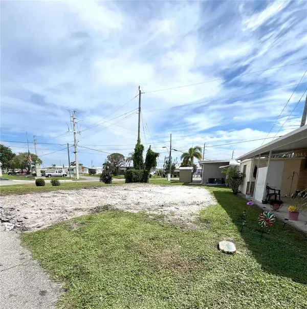 6903 E BAYOU LN, Bradenton, FL 34207