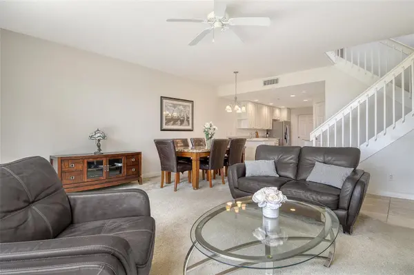 1400 BURGOS DR, Sarasota, FL 34238