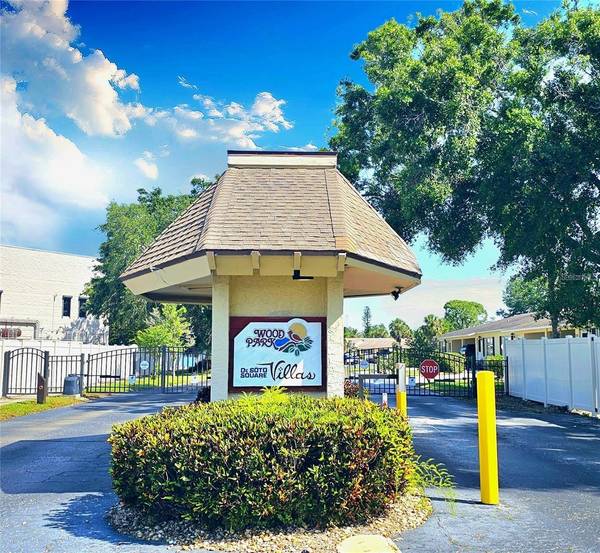 390 301 BLVD W #5B, Bradenton, FL 34205