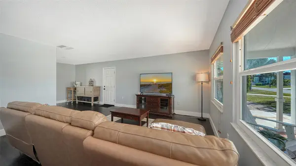 3507 PINECREST ST, Sarasota, FL 34239