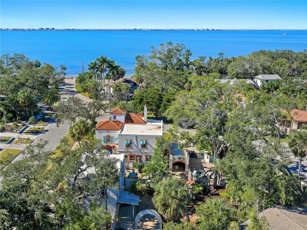2830 BAY SHORE CIR, Sarasota, FL 34234