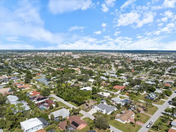 621 HIBISCUS DR, Venice, FL 34285