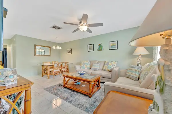 6057 CORAL WAY #3, Bradenton, FL 34207