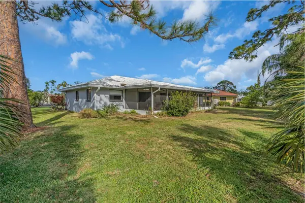 2544 CARLISLE PL, Sarasota, FL 34231