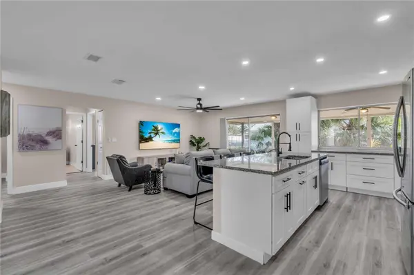 2544 CARLISLE PL, Sarasota, FL 34231
