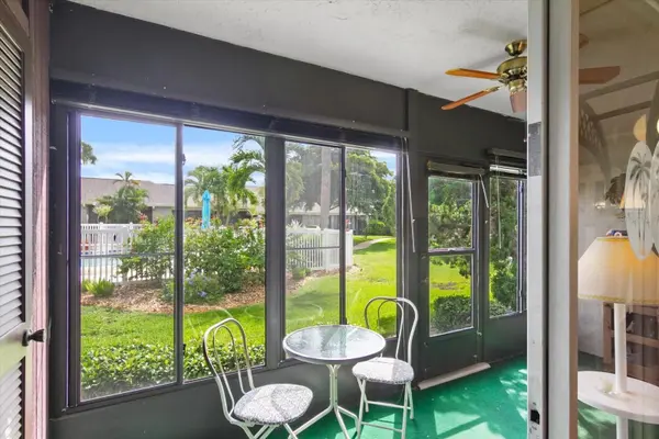 6108 7TH AVE W #6108, Bradenton, FL 34209