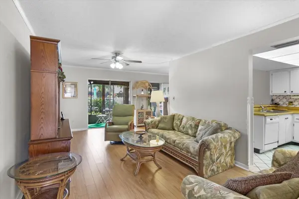 6108 7TH AVE W #6108, Bradenton, FL 34209