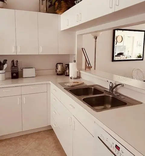 8735 OLDE HICKORY AVE #8302, Sarasota, FL 34238