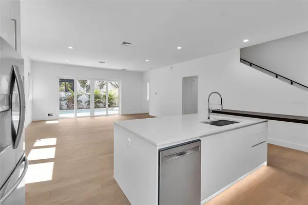 2516 BROWNING ST, Sarasota, FL 34237