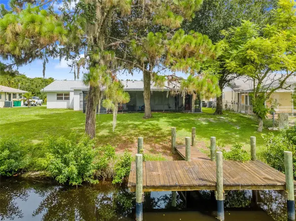 297 CHESHIRE ST, Port Charlotte, FL 33953