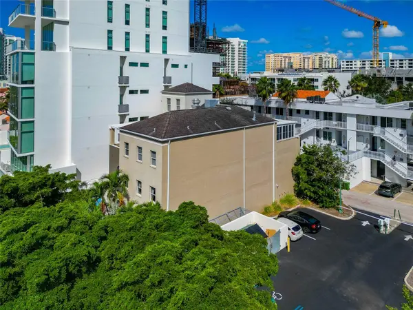1345 2ND ST, Sarasota, FL 34236